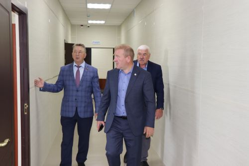 Депутат Госдумы РФ и депутат Госсовета Татарстана посетили Дрожжановский район