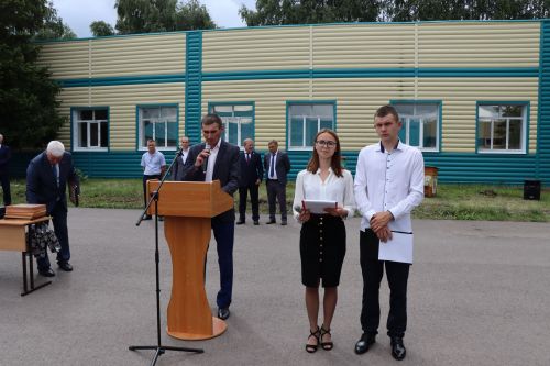 Выпускникам Дрожжановского техникума вручили дипломы