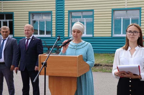 Выпускникам Дрожжановского техникума вручили дипломы