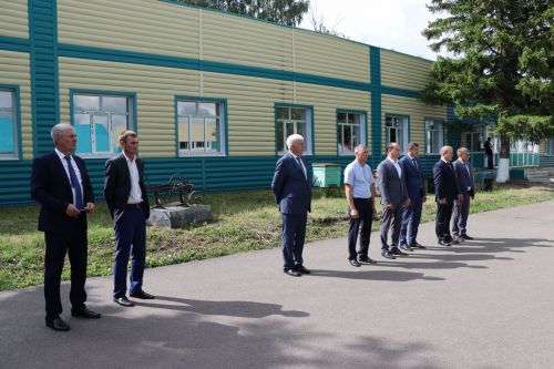 Выпускникам Дрожжановского техникума вручили дипломы