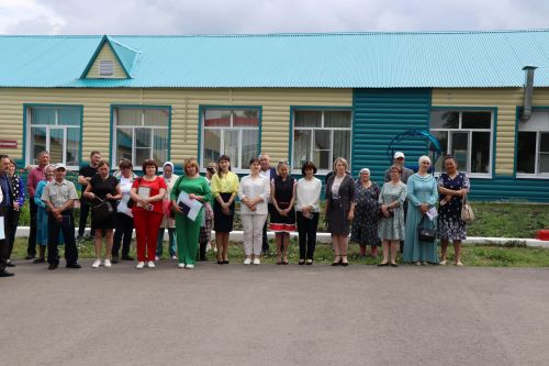 Выпускникам Дрожжановского техникума вручили дипломы