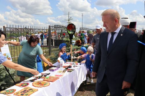 В Дрожжановском районе проходит фестиваль «Троицкие напевы»
