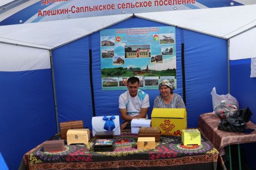 В Дрожжановском районе проходит фестиваль «Троицкие напевы»