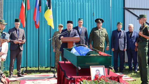 В Дрожжановском районе простились с военнослужащим, который погиб в СВО
