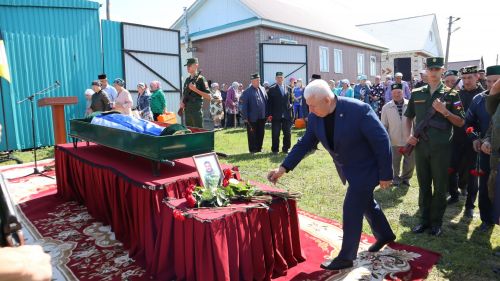 В Дрожжановском районе простились с военнослужащим, который погиб в СВО