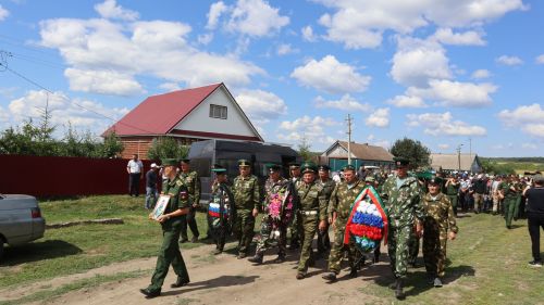 В Дрожжановском районе простились с военнослужащим, который погиб в СВО