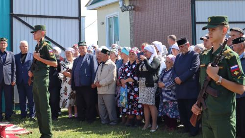 В Дрожжановском районе простились с военнослужащим, который погиб в СВО