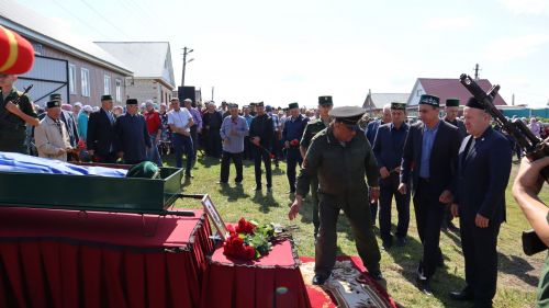 В Дрожжановском районе простились с военнослужащим, который погиб в СВО