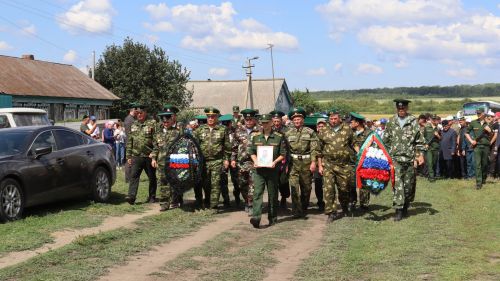 В Дрожжановском районе простились с военнослужащим, который погиб в СВО