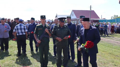 В Дрожжановском районе простились с военнослужащим, который погиб в СВО