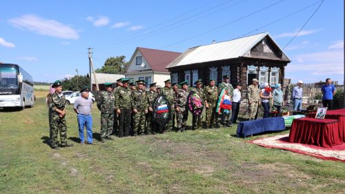 В Дрожжановском районе простились с военнослужащим, который погиб в СВО