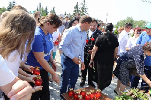 Память детей — жертв войны в Донбассе почтили в Дрожжановском районе