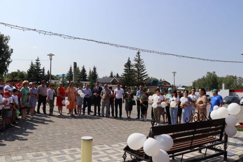 Память детей — жертв войны в Донбассе почтили в Дрожжановском районе