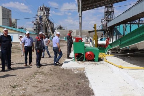 В Дрожжановском районе проверили готовность элеватора к приемке нового урожая