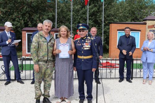В селе Новое Ильмово Дрожжановского района открыли Аллею Славы