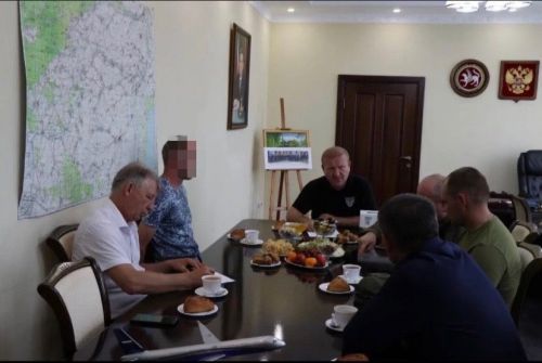 Глава Дрожжановского района встретился с мобилизованными