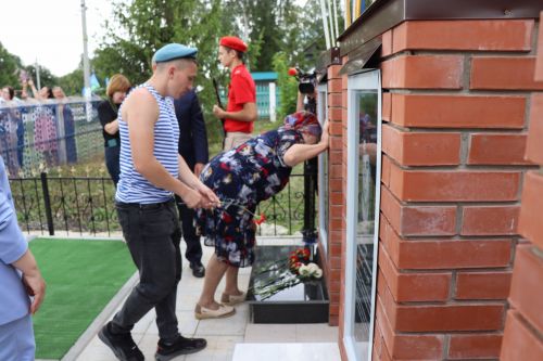 В селе Новое Ильмово Дрожжановского района открыли Аллею Славы