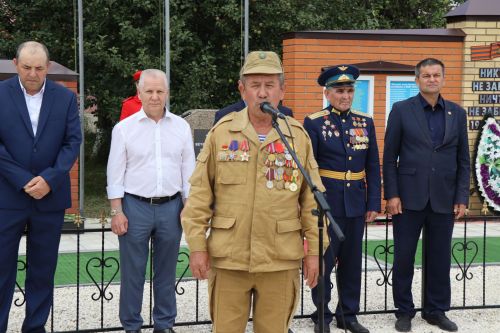 В селе Новое Ильмово Дрожжановского района открыли Аллею Славы