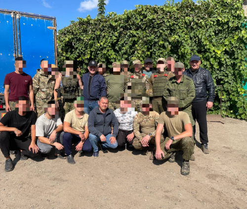 Глава Дрожжановского района РТ: «Посылки с малой Родины очень ценны и значимы для наших ребят»