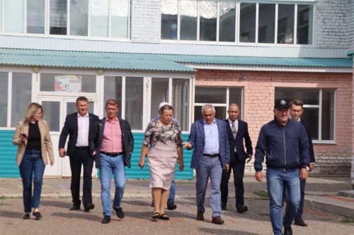 Дрожжановский район РТ с рабочим визитом посетил депутат Госдумы Максим Топилин