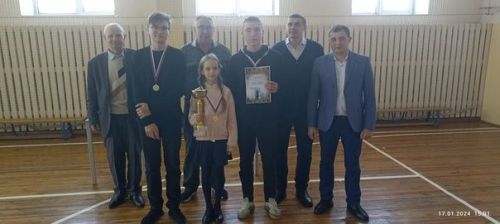 В Дрожжаном среди учащихся прошёл районный турнир по шахматам на призы А. Е. Ярухина