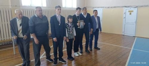 В Дрожжаном среди учащихся прошёл районный турнир по шахматам на призы А. Е. Ярухина
