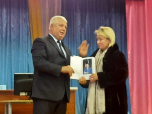 В селе Городище во время схода граждан были отмечены пары, которые прожили 50 лет вместе и активисты села