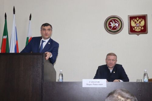 Министр здравоохранения Республики Татарстан посетил Дрожжановский район