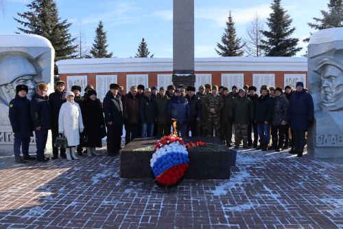 В Дрожжановском районе РТ состоялся торжественный митинг в честь Дня защитников Отечества