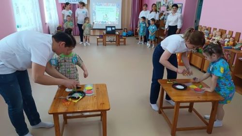 В Старошаймурзинском детском саду прошло мероприятие «Знает правила семья — значит знаю их и я!»