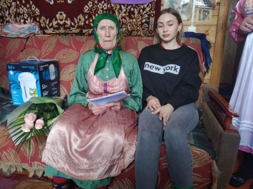 В Дрожжановском районе РТ бабушку участника СВО поздравили с 95-летием