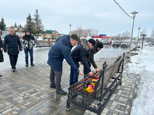 Глава Дрожжановского района РТ Марат Гафаров почтил память погибших в «Крокус Сити Холл»