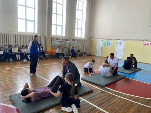 В Стародрожжановской сош № 1 состоялся спортивный семейный праздник «Папа, мама, я — спортивная семья»