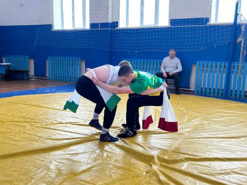 В селе Старые Какерли Дрожжановского района РТ прошло первенство района по борьбе Корэш