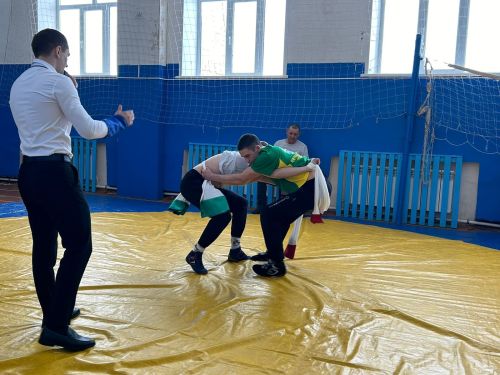 В селе Старые Какерли Дрожжановского района РТ прошло первенство района по борьбе Корэш
