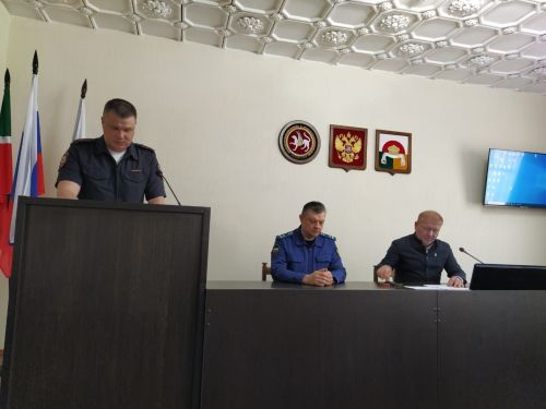 Вопросы безопасности в период майских праздников обсудили на заседании АТК в Дрожжановском районе РТ