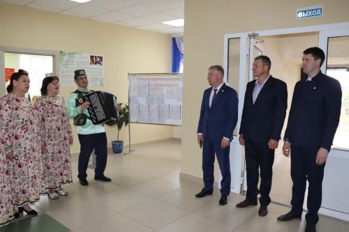 В селе Нижний Каракитан Дрожжановского района РТ открыли музейный уголок Шарафа Мударриса
