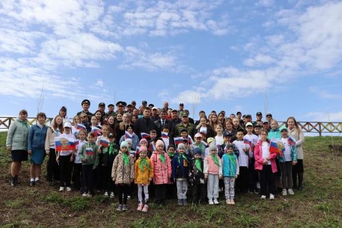 В селе Алешкин- Саплык Дрожжановского района РТ провели акцию по посадке леса