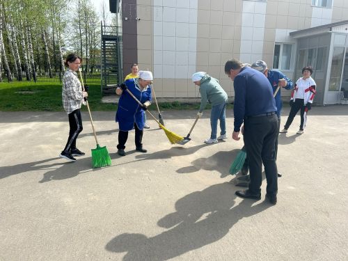 В Дрожжановском районе РТ присоединились к Всероссийскому субботнику