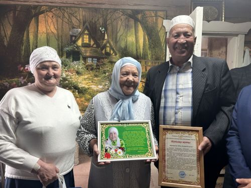 Женщина, которая прожила свою жизнь на полную катушку: Адия Махмутова отмечает 85-летие