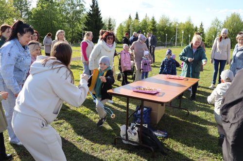 Жители Дрожжановского района РТ отметили Международный день семьи в парке «Чупрэле»