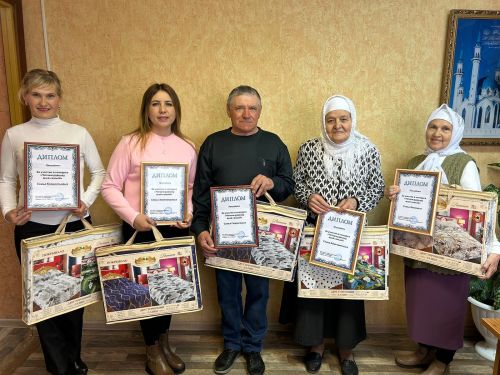 В редакции газеты «Туган як» Дрожжановского района РТ подвели итоги конкурса «Читаем районку всей семьёй»