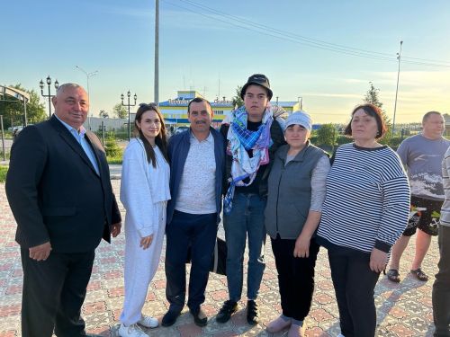 Четверо дрожжановцев отправились на службу в армию