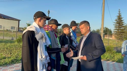 Четверо дрожжановцев отправились на службу в армию