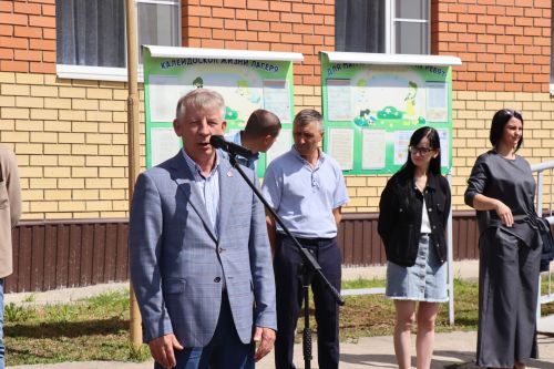 «Время Первых»: яркое открытие второй летней смены в лагере «Чайка»