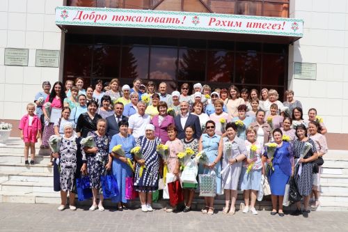 В рамках Дня российской почты в Дрожжановском районе РТ отметили лучших почтовых работников