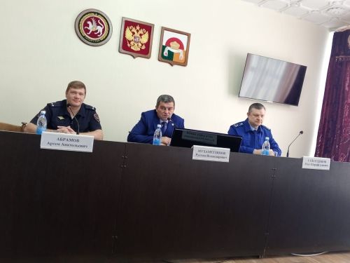 Подведены итоги оперативно-служебной деятельности ОМВД России по Дрожжановскому району РТ