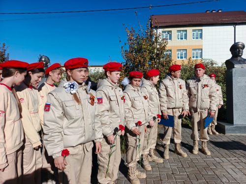 В Дрожжановском районе почтили память Героя Советского Союза Петра Юхвитова