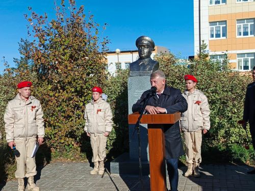 В Дрожжановском районе почтили память Героя Советского Союза Петра Юхвитова