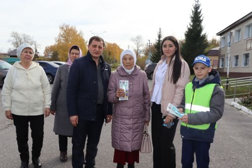 Специалисты по безопасности дорожного движения в Дрожжановском районе провели встречу с ветеранами